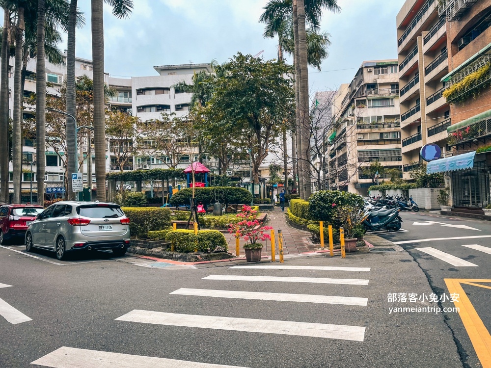 台北咖啡店《溫咖啡》杯身金句語錄最是要博得你的一笑及溫暖。