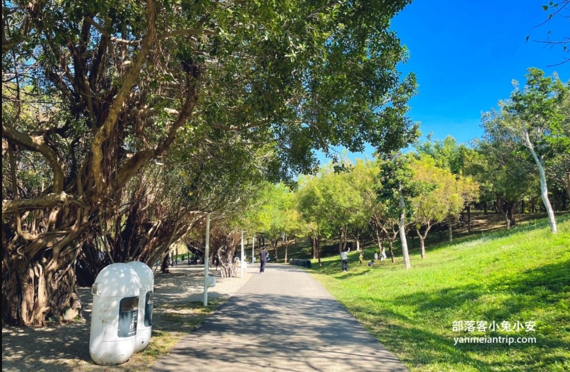 網站近期文章：中央公園飛行美樂地，特別地方就是充滿森林綠意及飛碟外型的溜滑梯