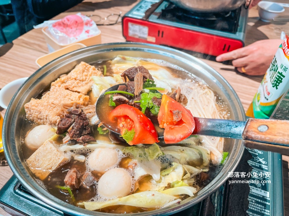 民權西路超好吃餐廳～下港吔羊肉專賣店，羊肉給的超大塊又好吃