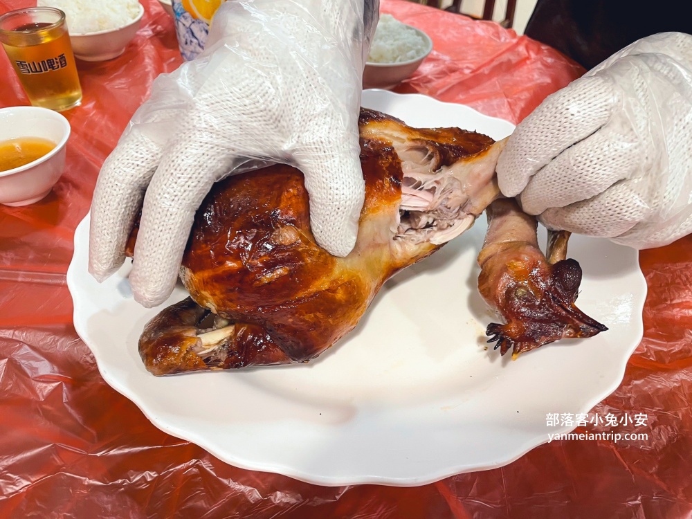 基隆古早風味甕仔雞麥金店，巷子內的脆皮烤雞，假日沒預訂吃不到