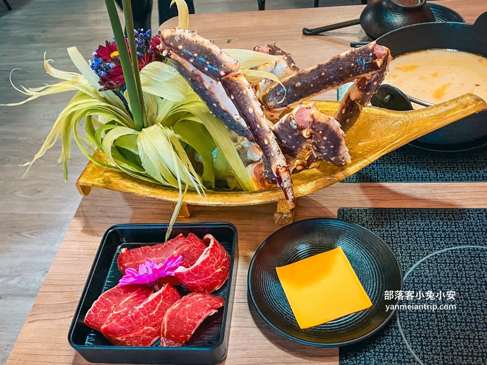 礁溪吃到飽推薦~告春食彩海鮮鍋物，最低399元自助餐檯內螃蟹、扇貝、蝦漿、蛤蜊數十種食材無限吃