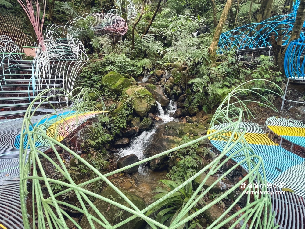 萬里【亮山川休閒農場】探索森林彩色鋼構步道，餐廳必點、門票購買攻略