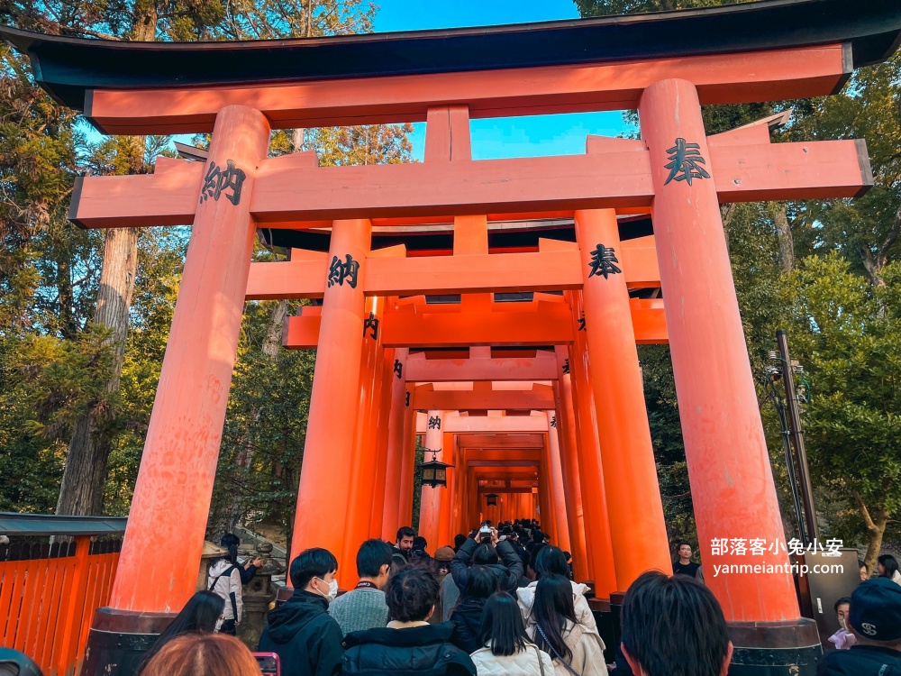 【京都】伏見稻荷大社，千本鳥居必拍🦊狐狸御守、交通方式、一日遊全攻略