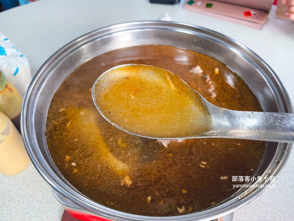 南投中寮【炮哥薑母鴨】鐵皮屋內的平價山產餐廳