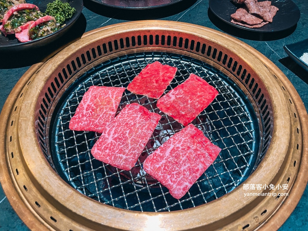 彰化辭修路【脂本燒肉ZHIBEN YKNK彰化店】後站的輕奢風燒肉餐廳