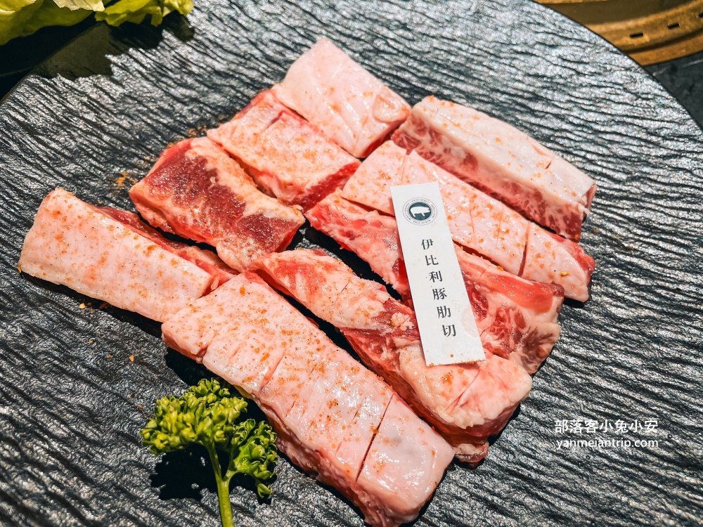 彰化辭修路【脂本燒肉ZHIBEN YKNK彰化店】後站的輕奢風燒肉餐廳