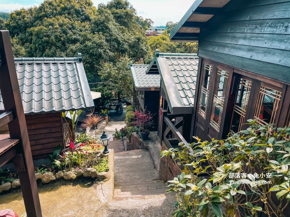 五股美食【碧瑤山莊庭園餐廳】有賣好吃白斬雞的平價木屋餐廳