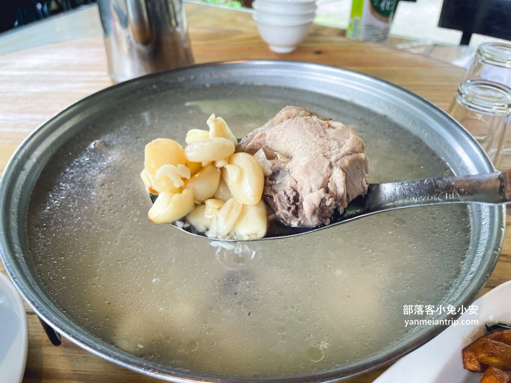 五股美食【碧瑤山莊庭園餐廳】有賣好吃白斬雞的平價木屋餐廳