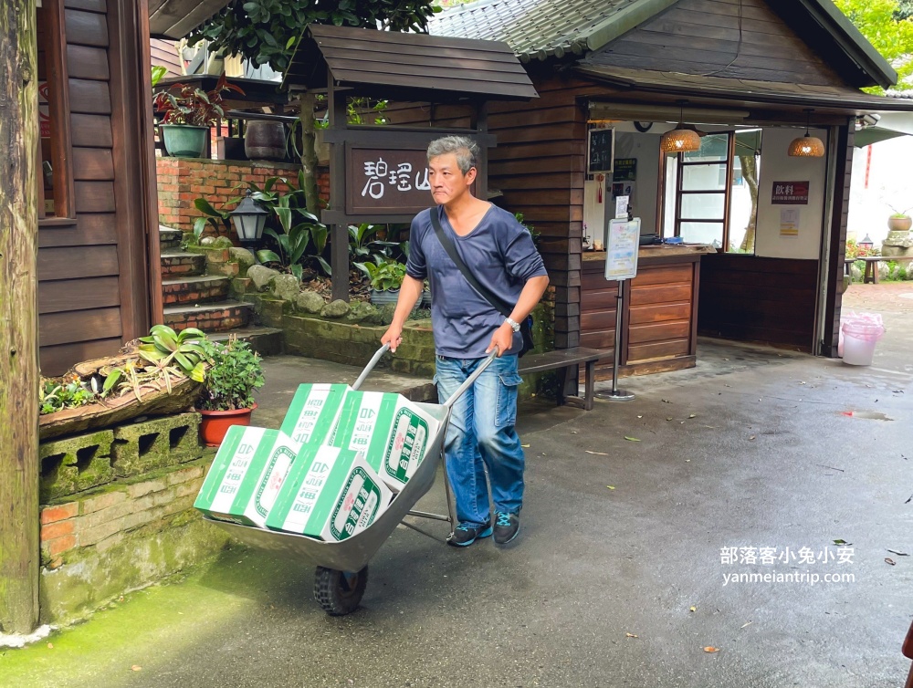 五股美食【碧瑤山莊庭園餐廳】有賣好吃白斬雞的平價木屋餐廳