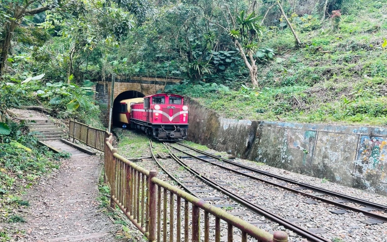 網站近期文章：嘉義【獨立山車站】來回兩小時入門等級登山步道，探訪隱藏在深山中的小車站，