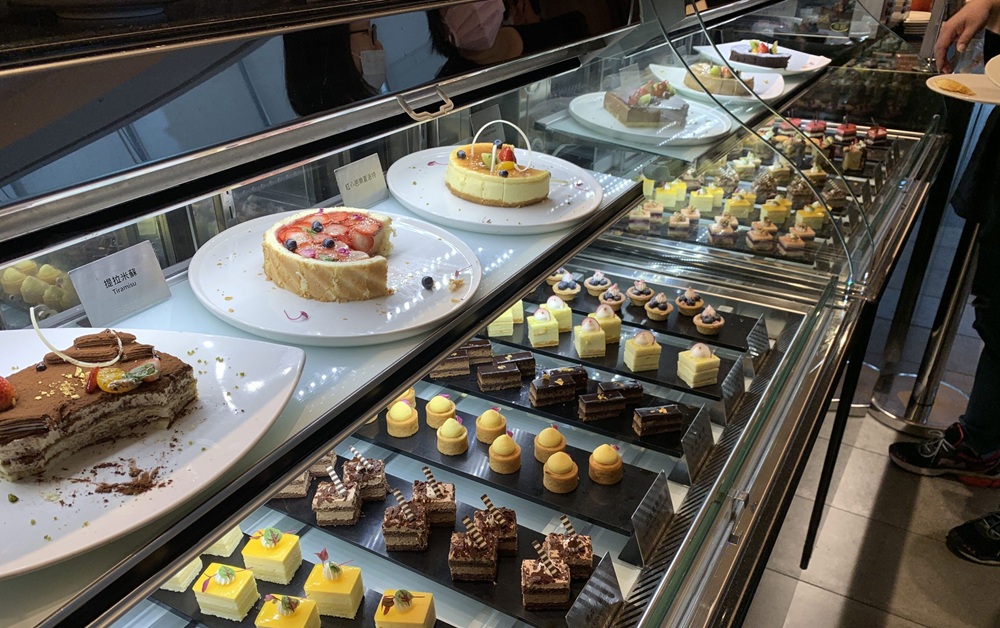 網站近期文章：【漢來海港餐廳天母店】海鮮+螃蟹吃到飽，士林區最佳吃到飽餐廳