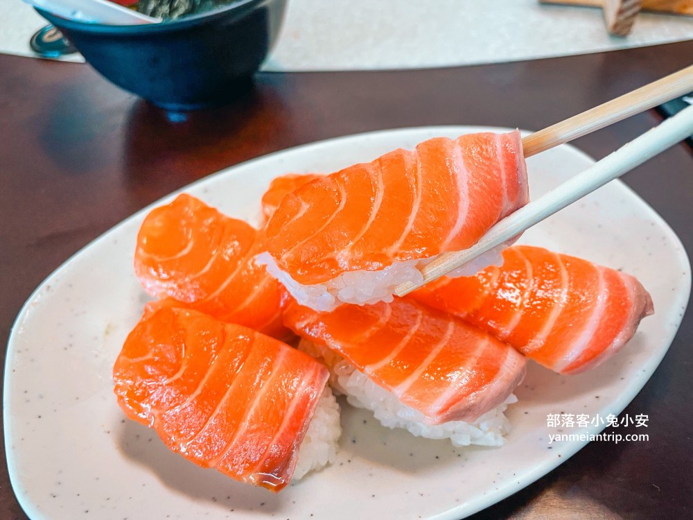 體育館壽司(根井壽司)六款生魚片握壽司只要百元有夠便宜！
