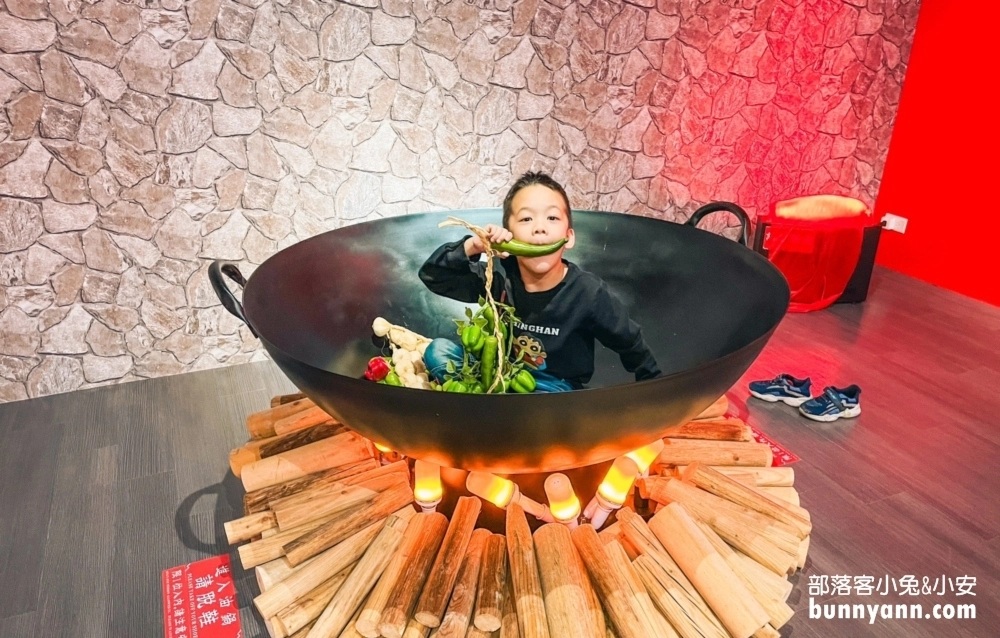 網站近期文章：宜蘭【刀山臭豆腐】路邊不起眼鐵皮屋卻是超猛臭豆腐店