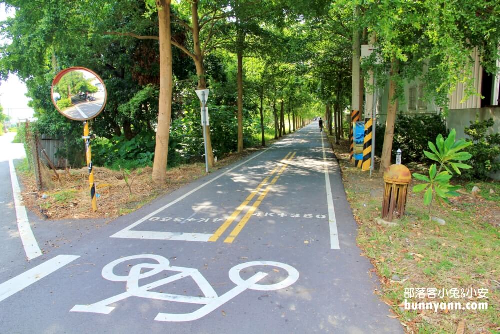 台中景點》潭雅神綠園道，美拍浪漫s彎道&波浪自行車道