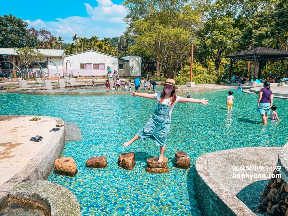 桃米親水公園玩水不用錢，埔里天然山泉戲水池隨便玩