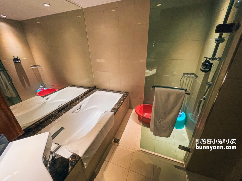 新竹福華大飯店｜谷歌評價4顆星，評論破千則優質飯店。