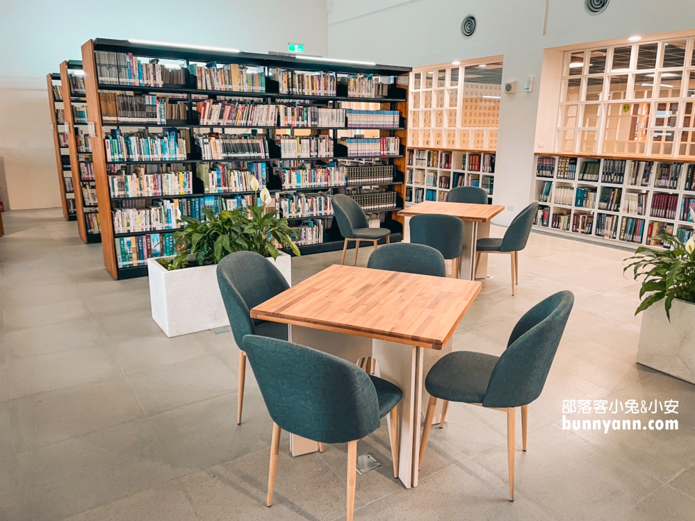 宜蘭景點》幾米圖書館， 宜蘭市立圖書館開放時間與設施分享。