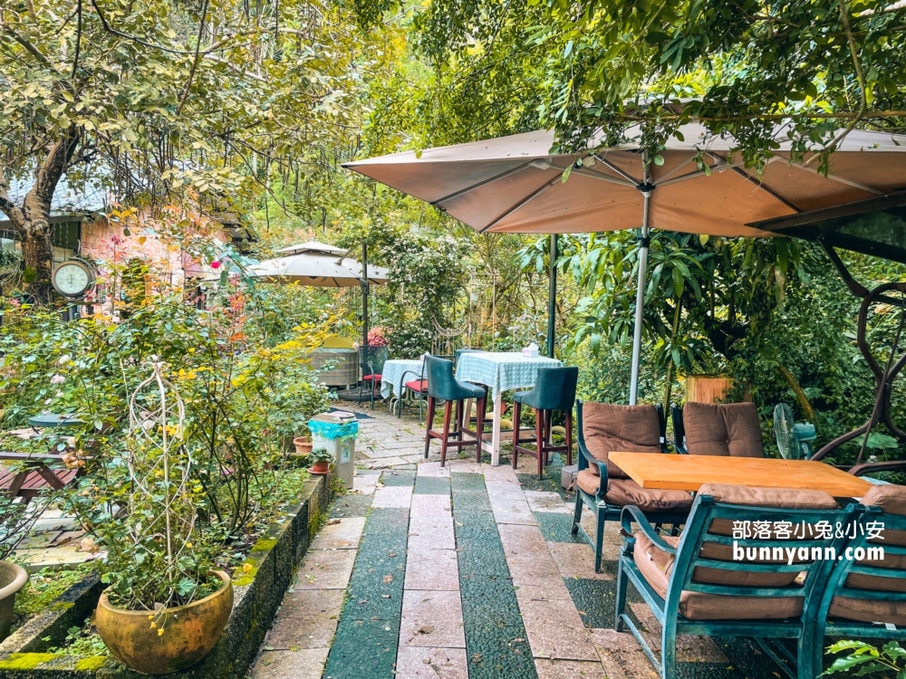 桃園大溪》南法玫瑰園，環境普通的咖啡廳(2023菜單)