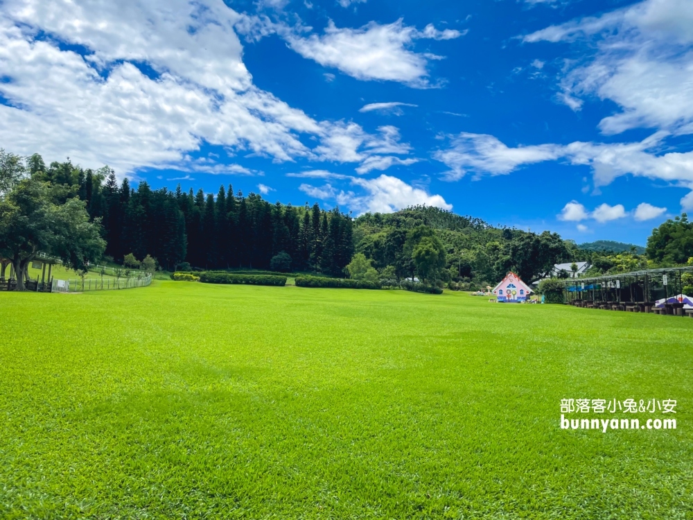 嘉義獨角仙農場，餵牛喝奶奶、草地放風、甜甜糖果屋，放假踏青好去處