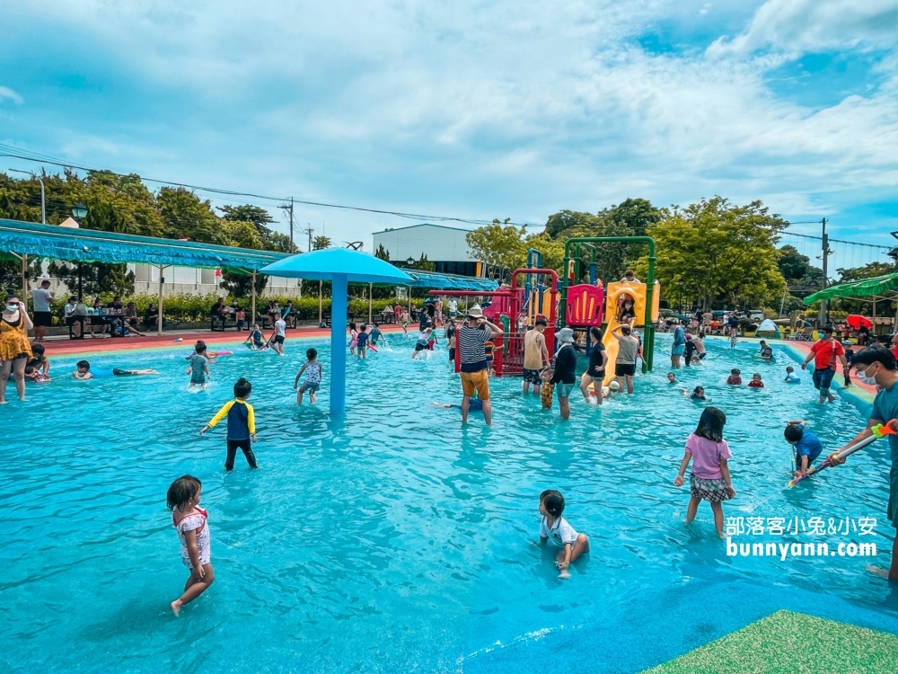 嘉義【竹崎親水公園】超狂兒童戲水區攻略，玩水景點必推這裡