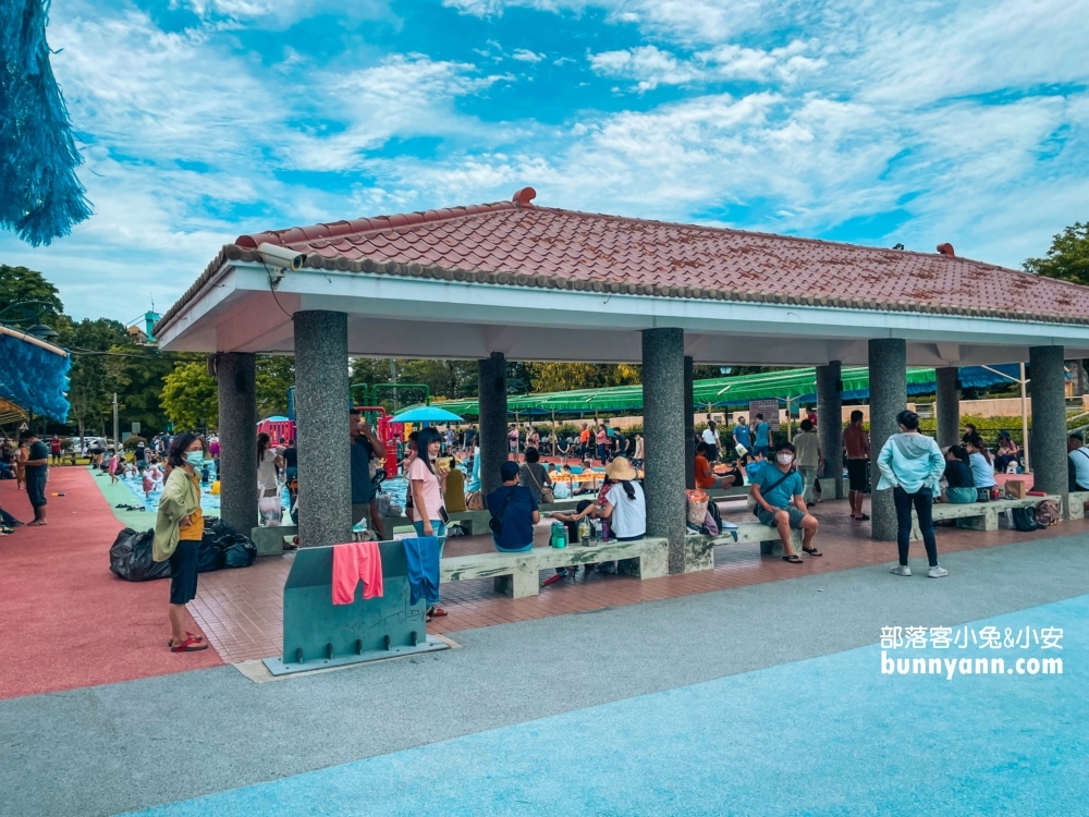 嘉義【竹崎親水公園】超狂兒童戲水區攻略，玩水景點必推這裡