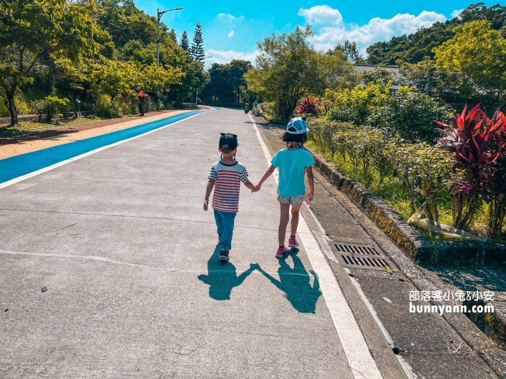 基隆必玩【暖暖運動公園】親子遊戲場超長溜滑好好玩