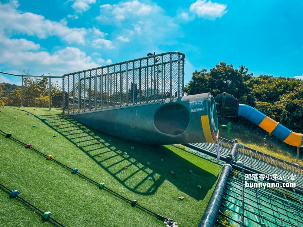 基隆必玩【暖暖運動公園】親子遊戲場超長溜滑好好玩