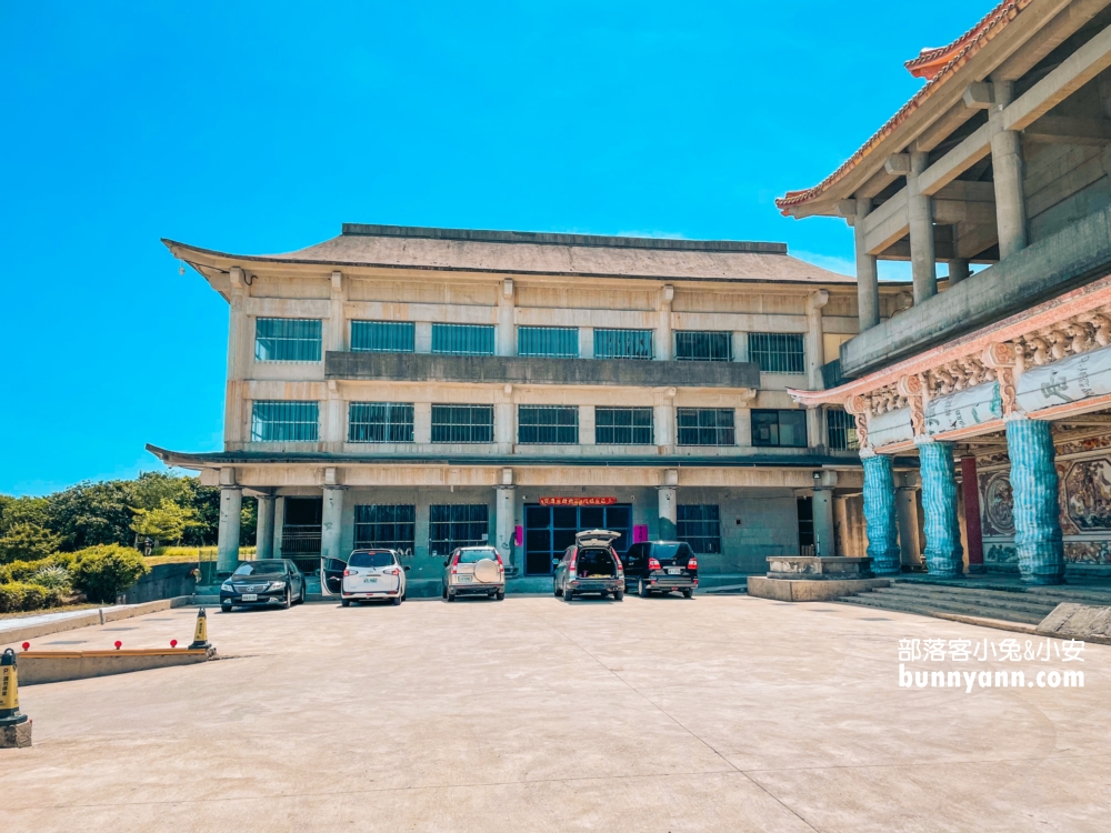 石門珊瑚貝殼廟海底龍宮，富福頂山寺全新超大貝殼廟開放