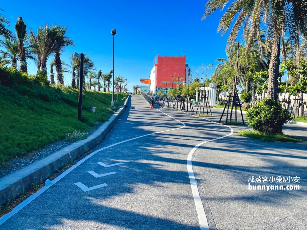 台南黃金海岸一日遊，推薦附近景點與喝咖啡地點介紹