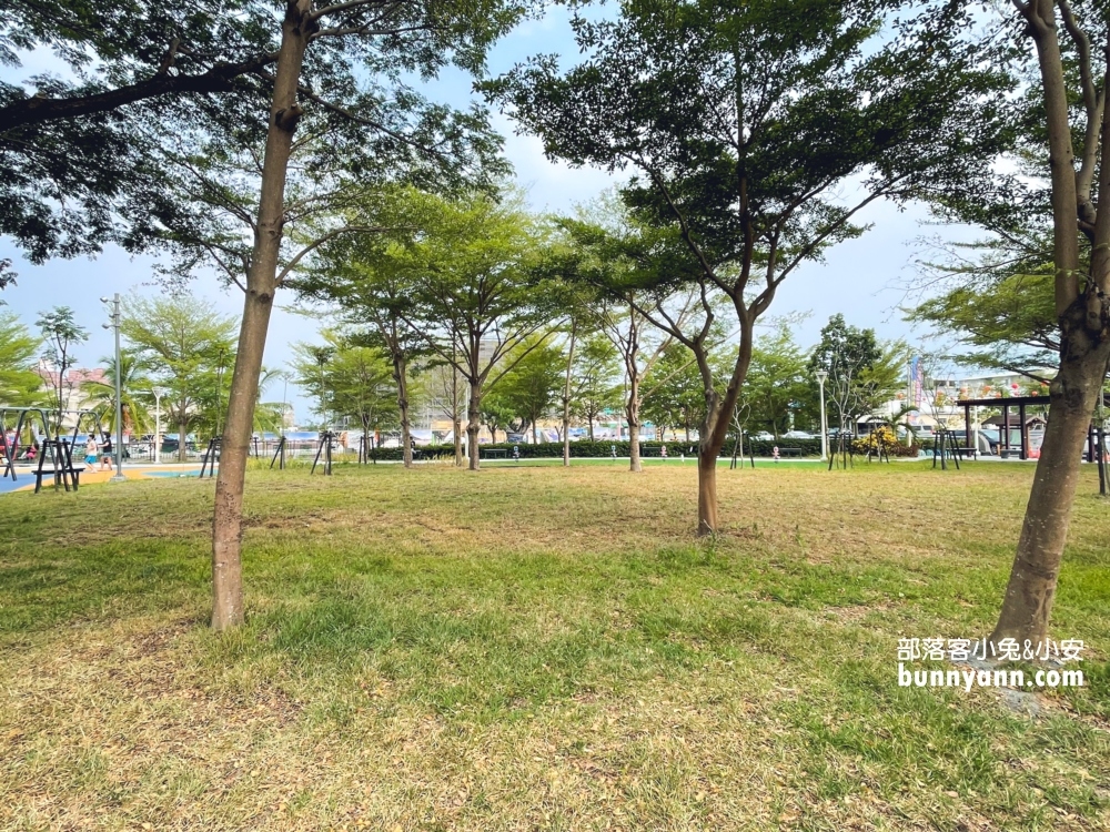 大鮪魚航海樂園，屏東東港兒童公園，超強大高塔溜滑梯