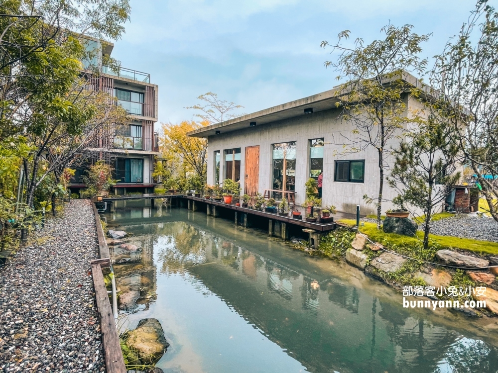 新樹民宿｜宜蘭住一晚地點推薦，彷佛住進森林裡