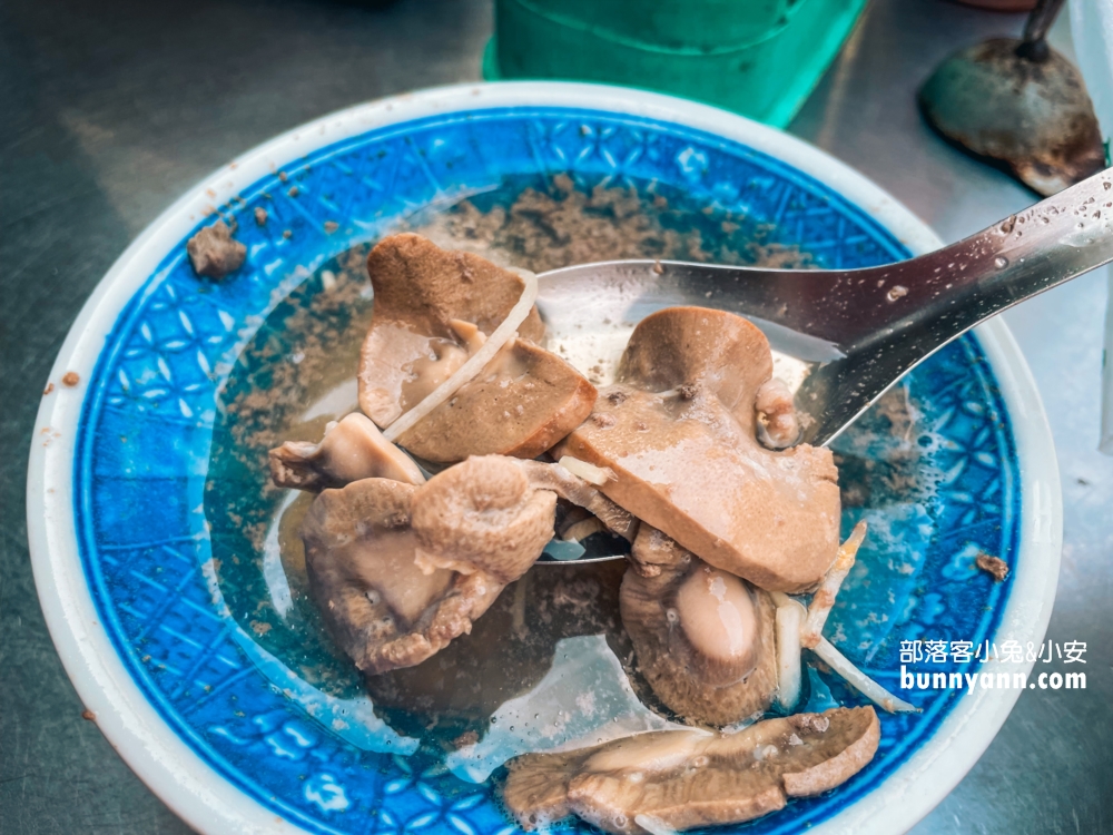 【輝煌牛肉湯】牛肉湯只要60元超讚，北港朝天宮美食推薦