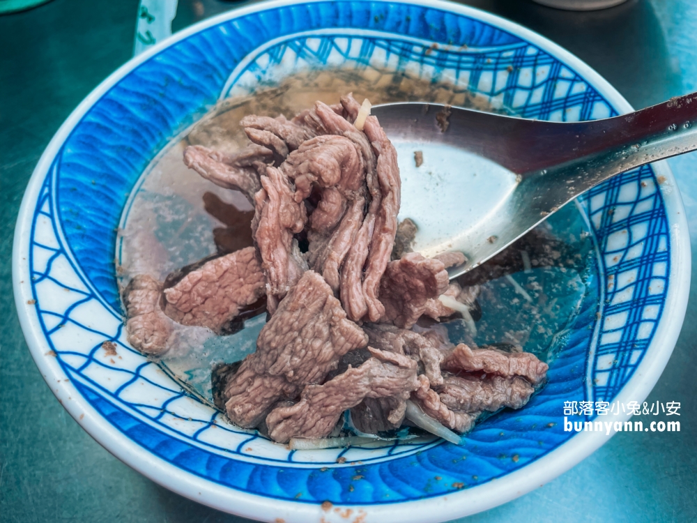 【輝煌牛肉湯】牛肉湯只要60元超讚，北港朝天宮美食推薦