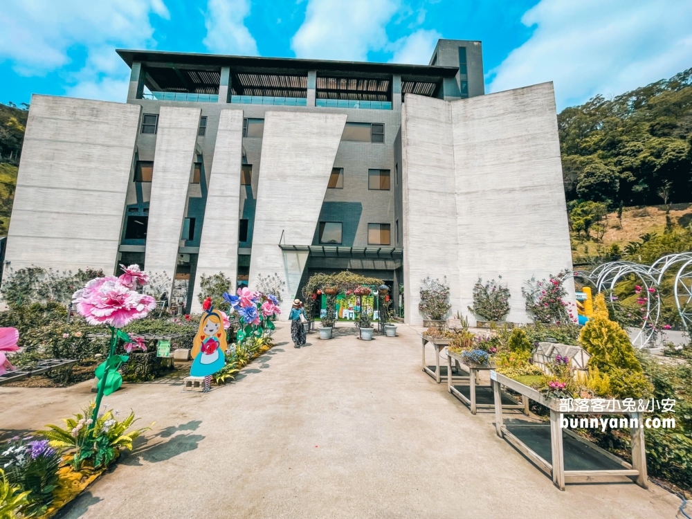 【雅聞七里香玫瑰森林】全台最大玫瑰花園，門票與餐廳介紹攻略