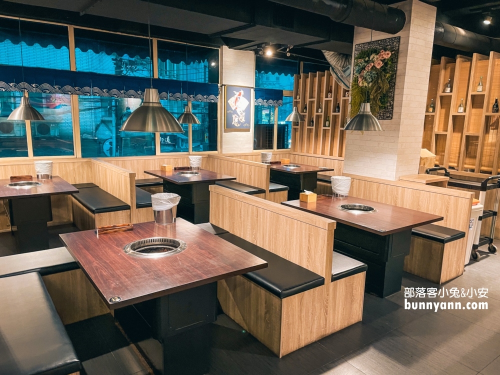 【燒鶴一番町】基隆廟口店，深海大魷魚，帶殼鮮蚵吃到飽超讚!!