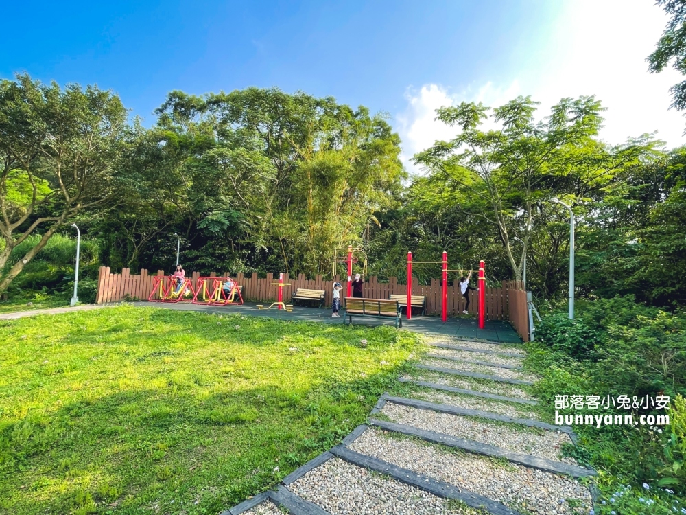 新店【二叭子植物園】來回不用一小時的輕鬆走步道!!