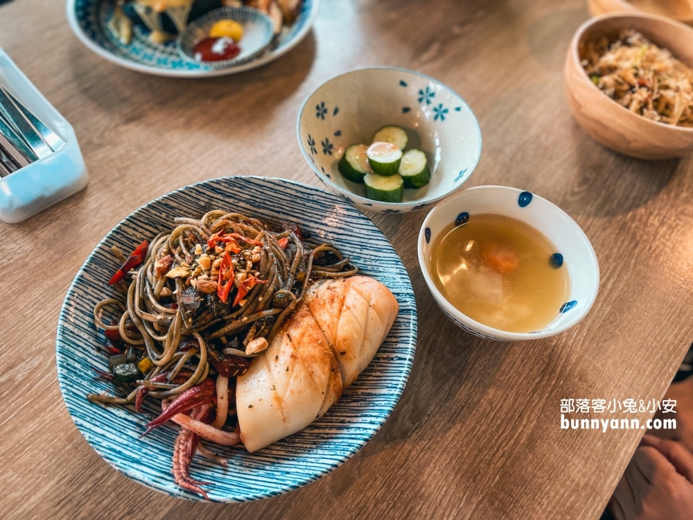 宜蘭美食餐廳「蘭波LanPO」介紹，在超美玻璃屋喝咖啡約會