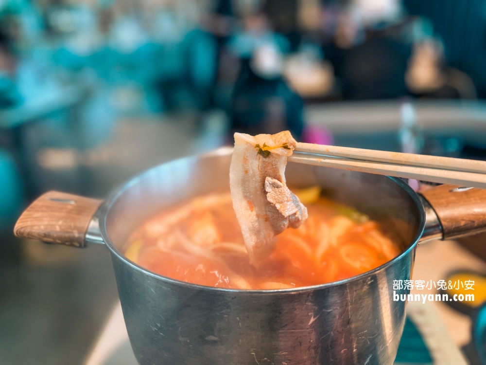 桃園龍潭夜景咖啡推薦「貓禾咖啡」食物好吃無雷