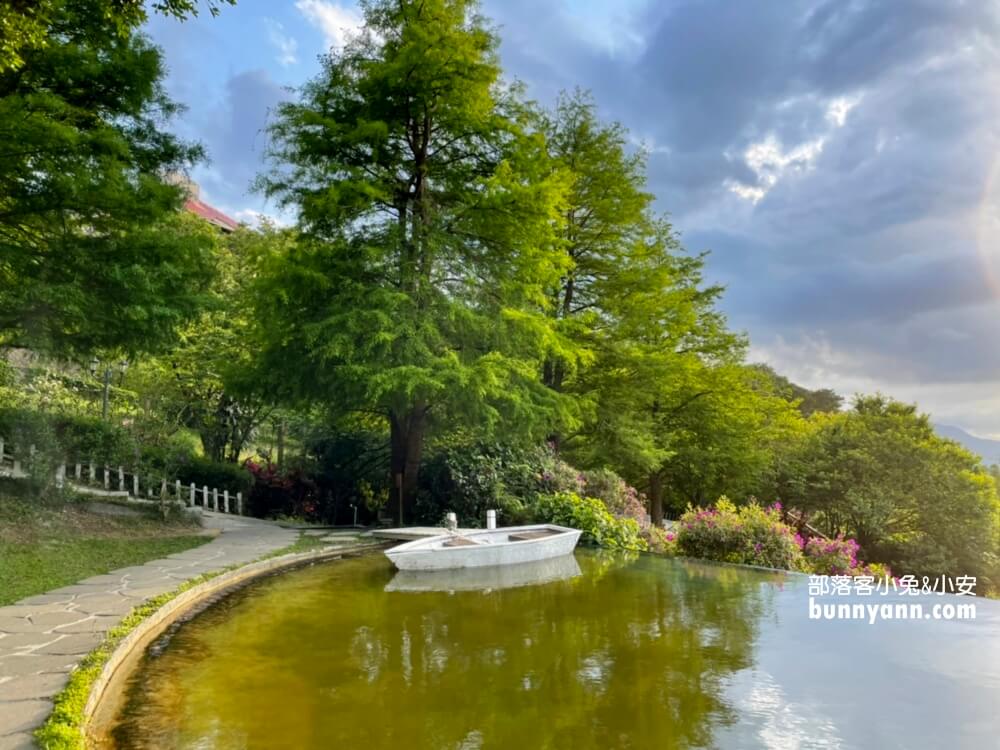 台北【真愛桃花源庭園餐廳】唯美歌德式教堂，烏克蘭愛情隧道(門票)