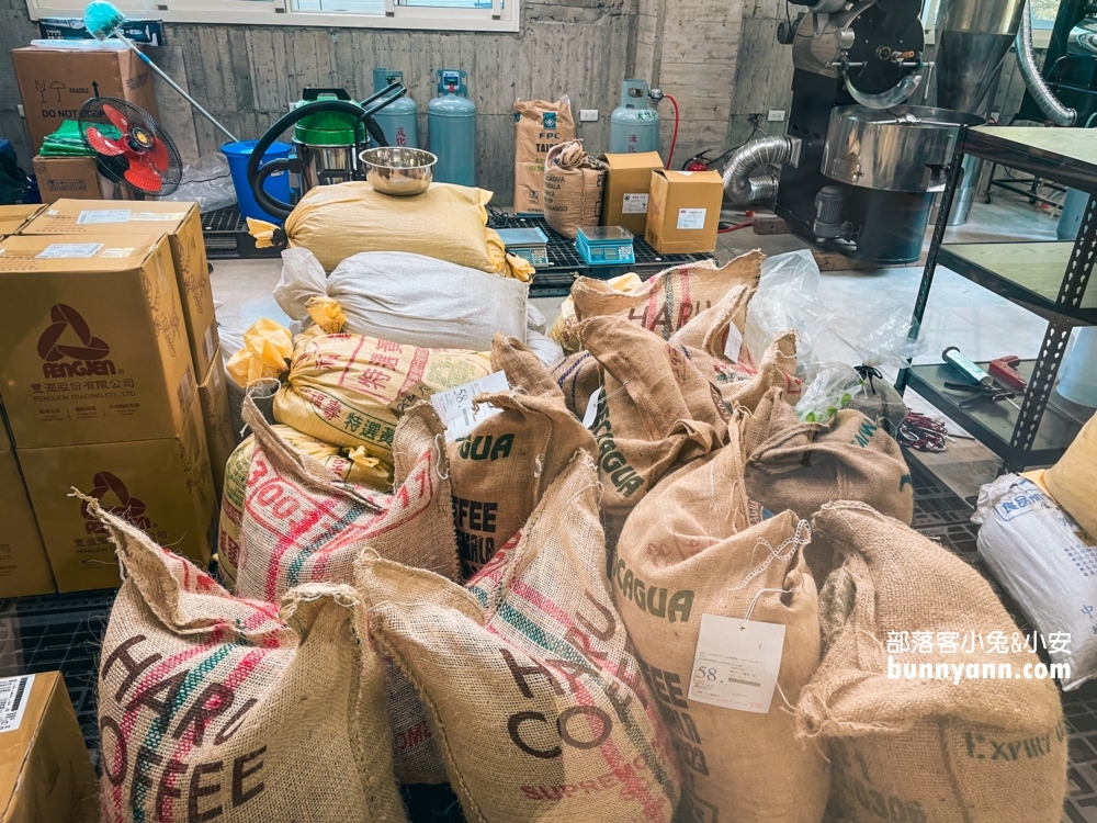 埔里景點推薦》台灣惠蓀咖啡品牌館，入館咖啡美味試飲超棒的。