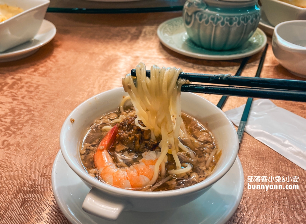 台中大墩路台南擔仔麵｜中部好吃的海鮮餐廳霸主!!