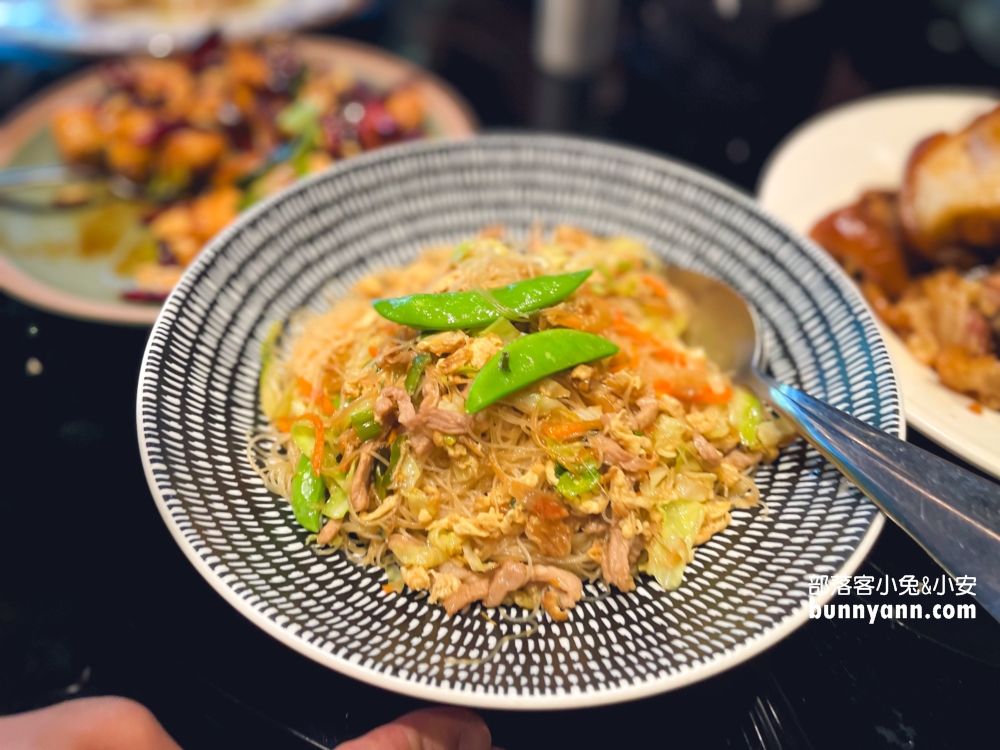 內湖美食》欣葉鐘菜 (米其林)，難得好吃的米其林台菜餐廳就是這家。