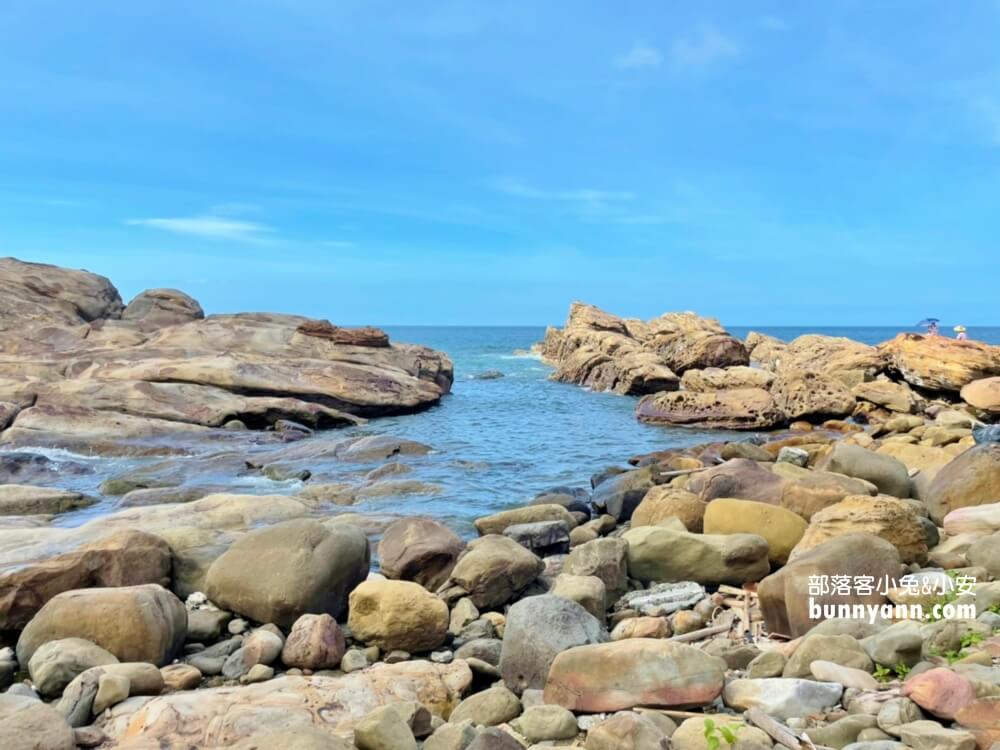 新北海岸景色【南雅奇岩】冰淇淋岩石，湛藍大海讓人拋開煩惱