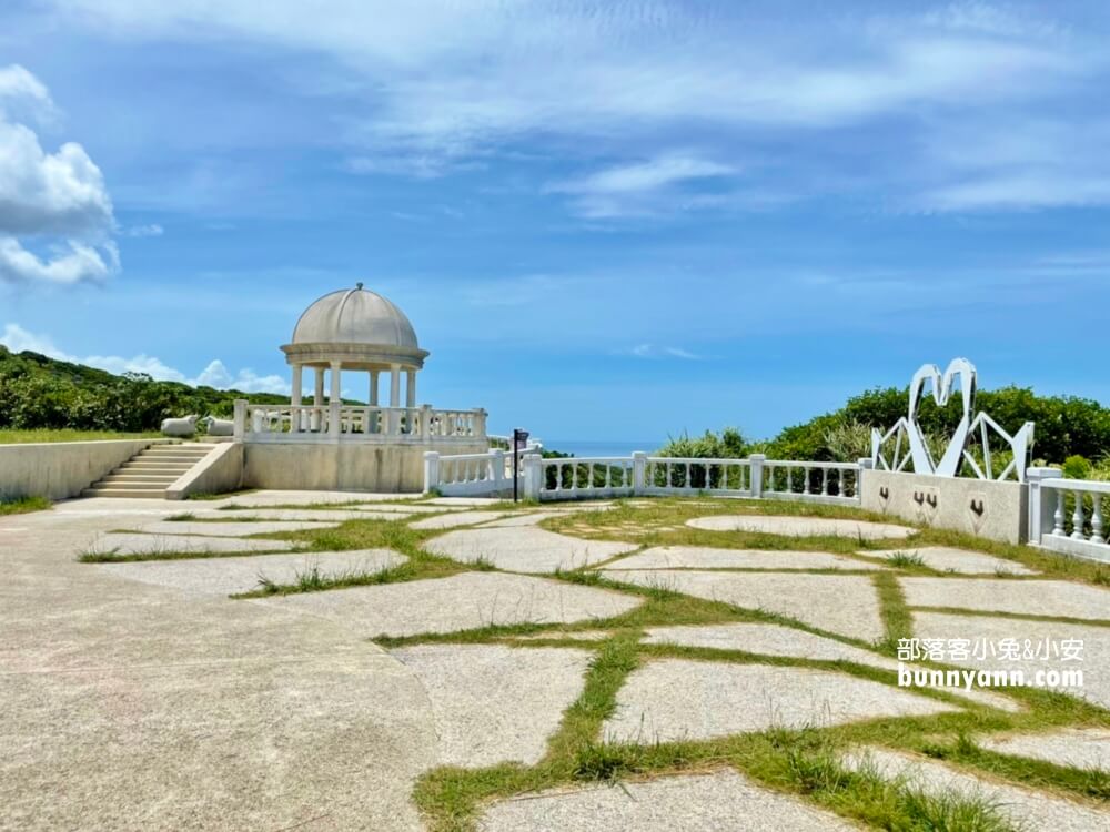 新北景點》三貂角燈塔，浪漫地中海風情，眺望湛藍太平洋海景