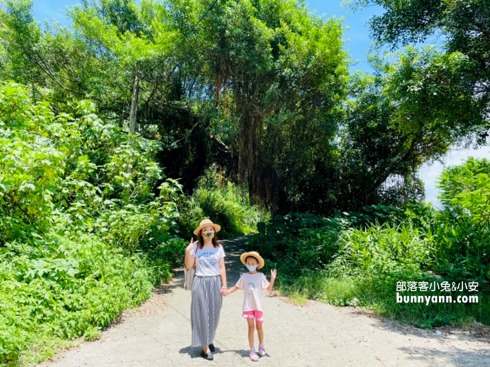 帶你玩【基隆燈塔】浪漫地中海風情，觀景平台眺望湛藍海景