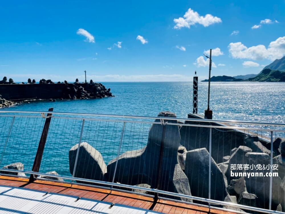 基隆【望海巷跨海景觀橋】賞360度無敵海景，八斗子最美鐵馬道