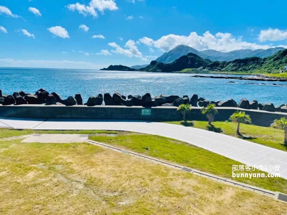 基隆【望海巷跨海景觀橋】賞360度無敵海景，八斗子最美鐵馬道