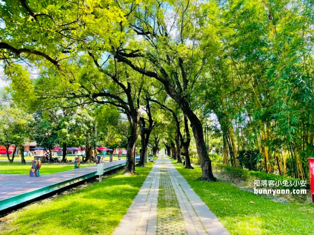 台南總爺藝文中心，免門票美拍綠色隧道，日式紅磚古蹟建築好美