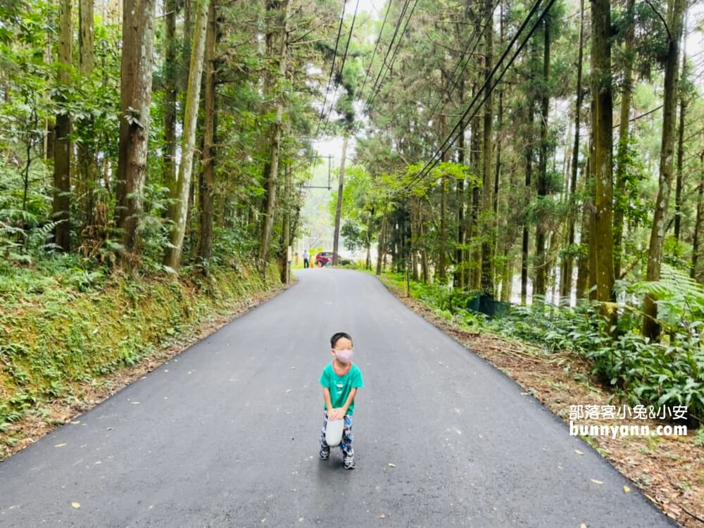 向天湖風景區，環湖步道一圈一小時輕鬆走，賽夏族守護聖地