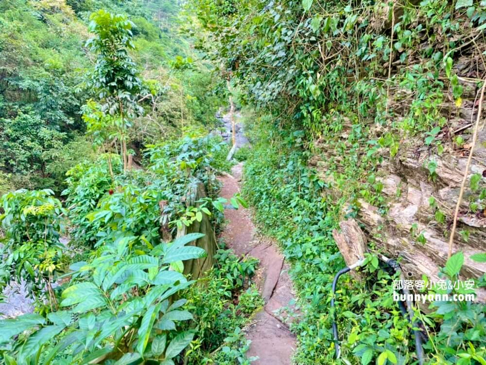 屏東【牛角溪瀑布群】免費玩水地點，玩溯溪和登山去處